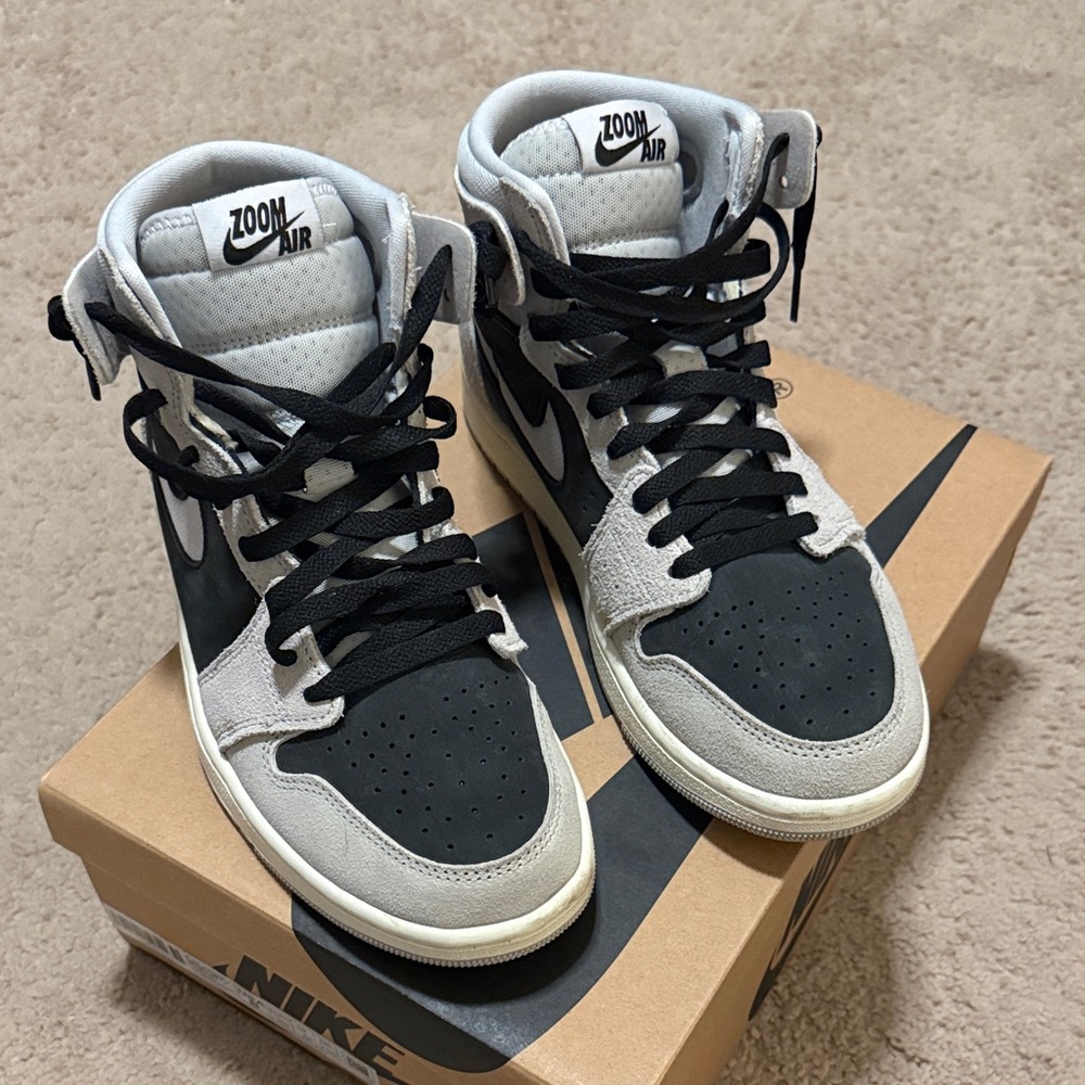 Nike Air Jordan 1 Zoom Air Comfort 2 | Light Iron Ore/Neutral Grey/Black | US 8